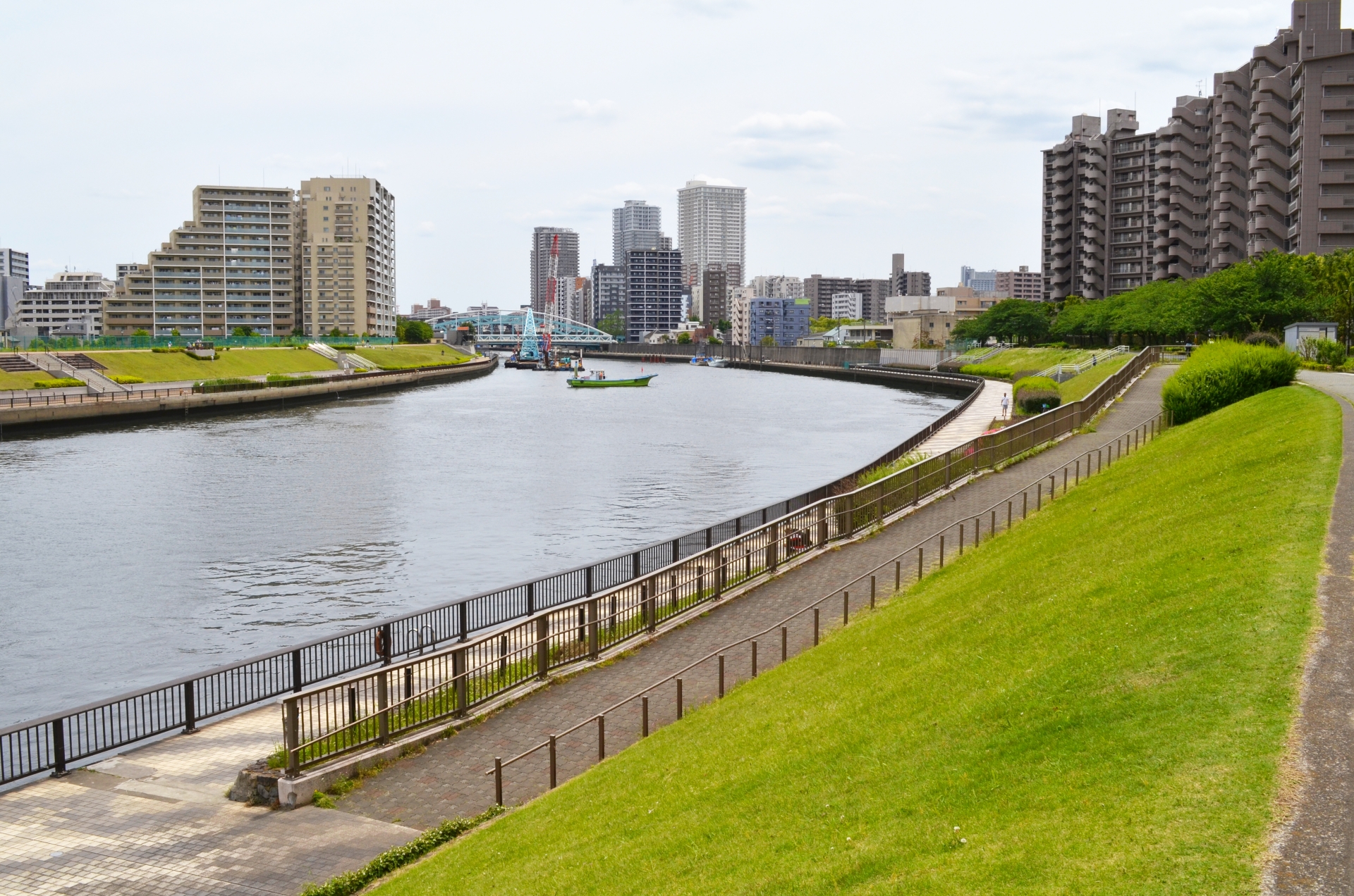 荒川区のおすすめ粗大ゴミ回収業者5社をご紹介！選び方のコツと注意点